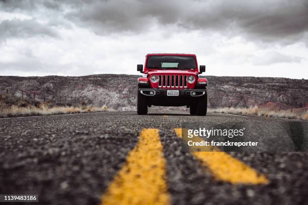 neu 2019 jeep wrangler in page city, arizona - jeep wrangler stock-fotos und bilder