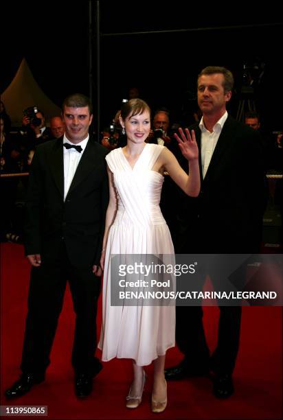 59th Cannes Film Festival : stairs of "Flandres" in Cannes, France on May 23, 2006-Samuel Boidin, Adelaide Leroux and Bruno Dumont.