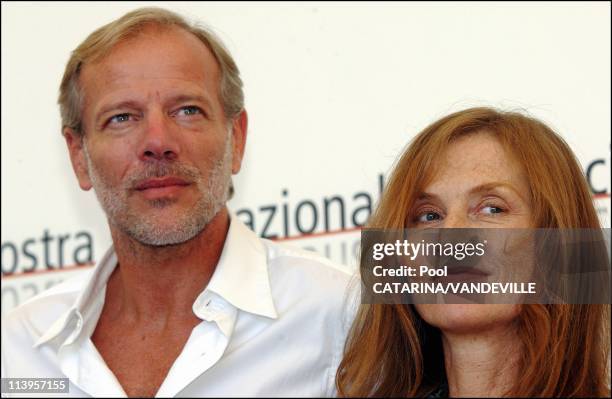 62nd Venice Film Festival. Photocall of the movie 'Gabrielle' by french director Patrice Chereau with Isabelle Huppert and Pascal Gregory In Venice,...