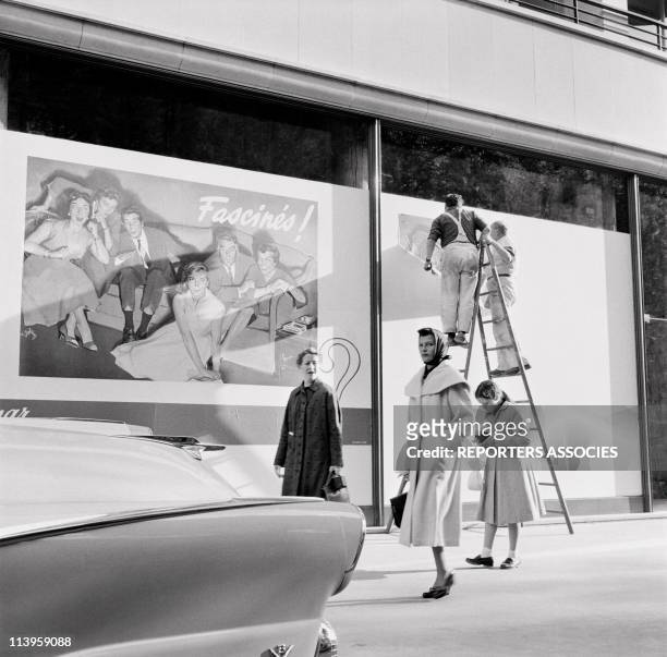 Actress Rita Hayworth and daughter Rebecca In Paris, France In 1950-Rita Hayworth and daughter Rebecca strolling in a street.
