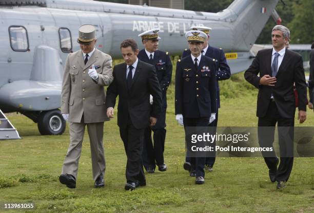 France's President Nicolas Sarkozy visits military airbase in Creil, France on June 17, 2008-France's President Nicolas Sarkozy with Defense Minister...