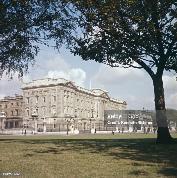 Buckingham Palace in London, 1957.