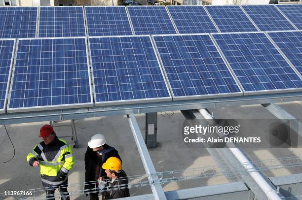 Installation of a photovoltaic power centers on the roof of the storey car park of the shopping mall In Nantes, France On March 24, 2009-This is one...