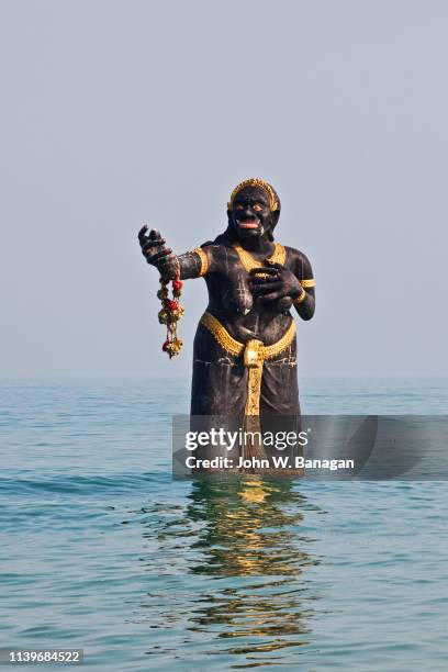 the black ogress of puek tian, cha am . - hua hin stockfoto's en -beelden