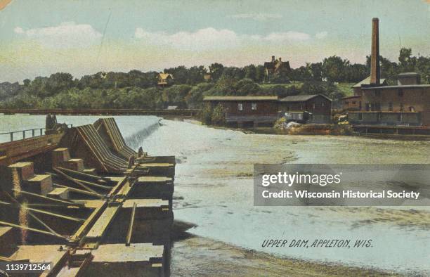 Upper dam on the Fox River, Appleton, Wisconsin, 1905.