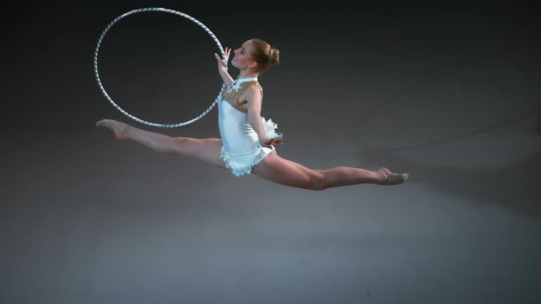 Rotating Splits 79 Teen Girl Splits Stock Videos, Footage, & 4K Video Clips - Getty Images