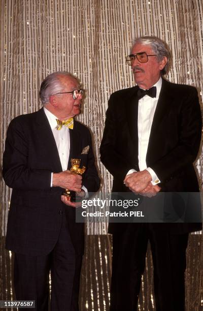 Film festival in Berlin with Golden Bear award In Berlin, Germany On February 22, 1993-Billy Wilder and Gregory Peck.