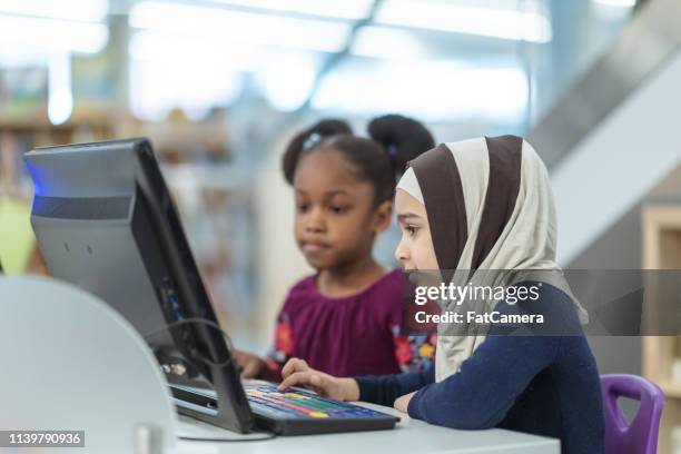 3,054 Elementary Children Coding Stock Photos, High-Res Pictures, and ...