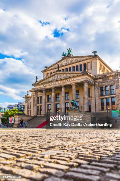 konzerthaus berlin on gendarmenmarkt square in berlin, germany, europe - gendarmenmarkt stock pictures, royalty-free photos & images