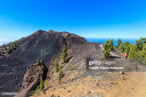 la palma, canary islands (e): the volcano route (ruta de los volcanes) - la palma islas canarias fotografías e imágenes de stock