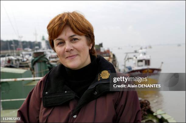 Dominique Voynet visit the Loire estuary between Paimboeuf and Donges in Paimboeuf, France on Junuary 27, 2007-Dominique Voynet, candidate of the...