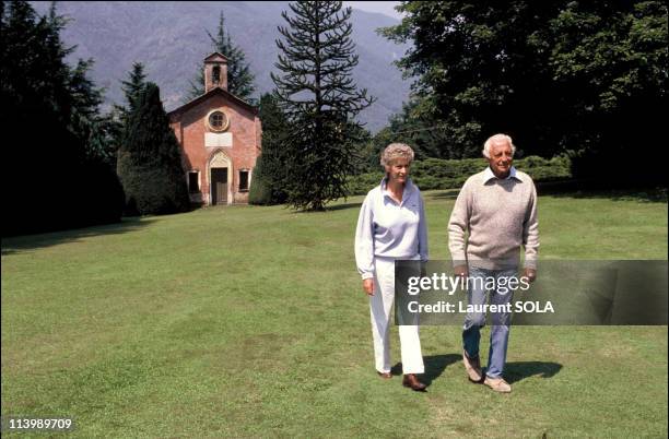 Close-up Giovanni Agnelli and family In Turin, Italy On July 16, 1986-With wife Marella.