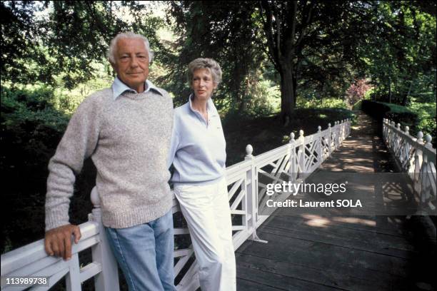 Close-up Giovanni Agnelli and family In Turin, Italy On July 16, 1986-With wife Marella.