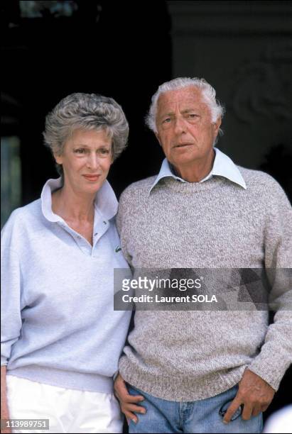 Close-up Giovanni Agnelli and family In Turin, Italy On July 16, 1986-With wife Marella.