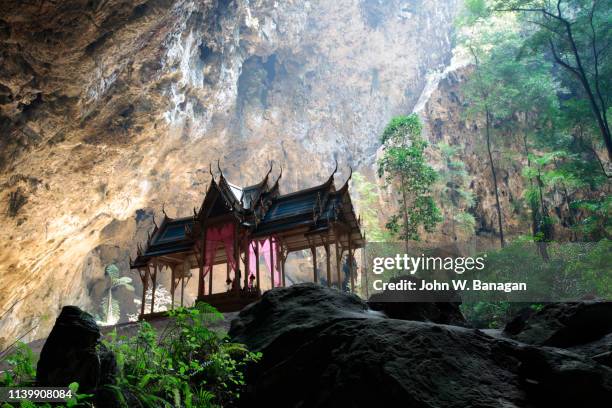 phraya nakhon cave, khao sam roi yot national park. - hua hin stock pictures, royalty-free photos & images