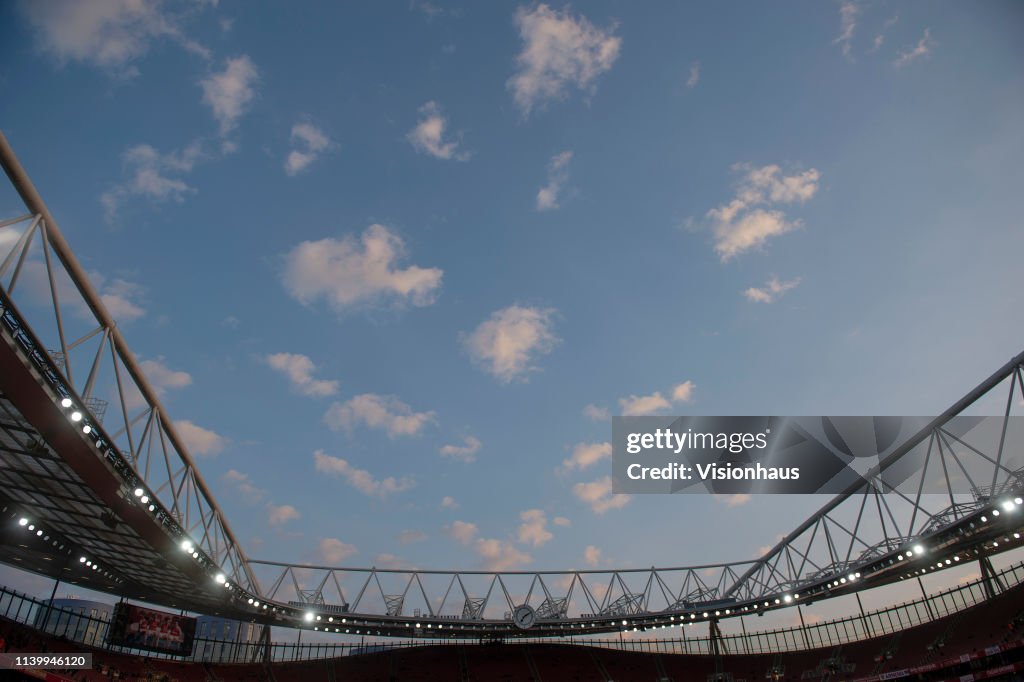 Arsenal FC v Newcastle United - Premier League