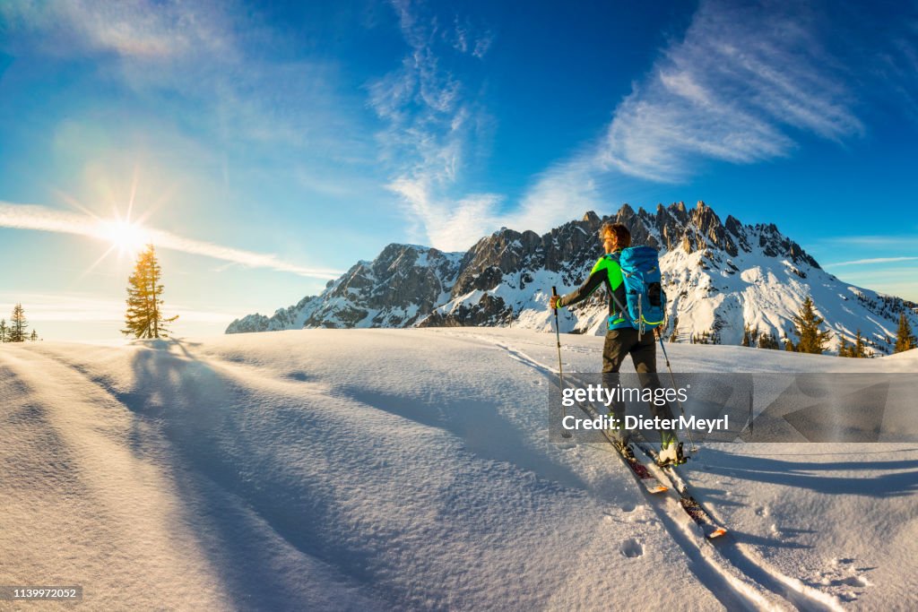 Back Country Ski Touring in Alpen met mount Hochkönig in de achtergrond-Alpen