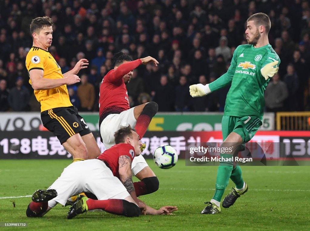 Wolverhampton Wanderers v Manchester United - Premier League