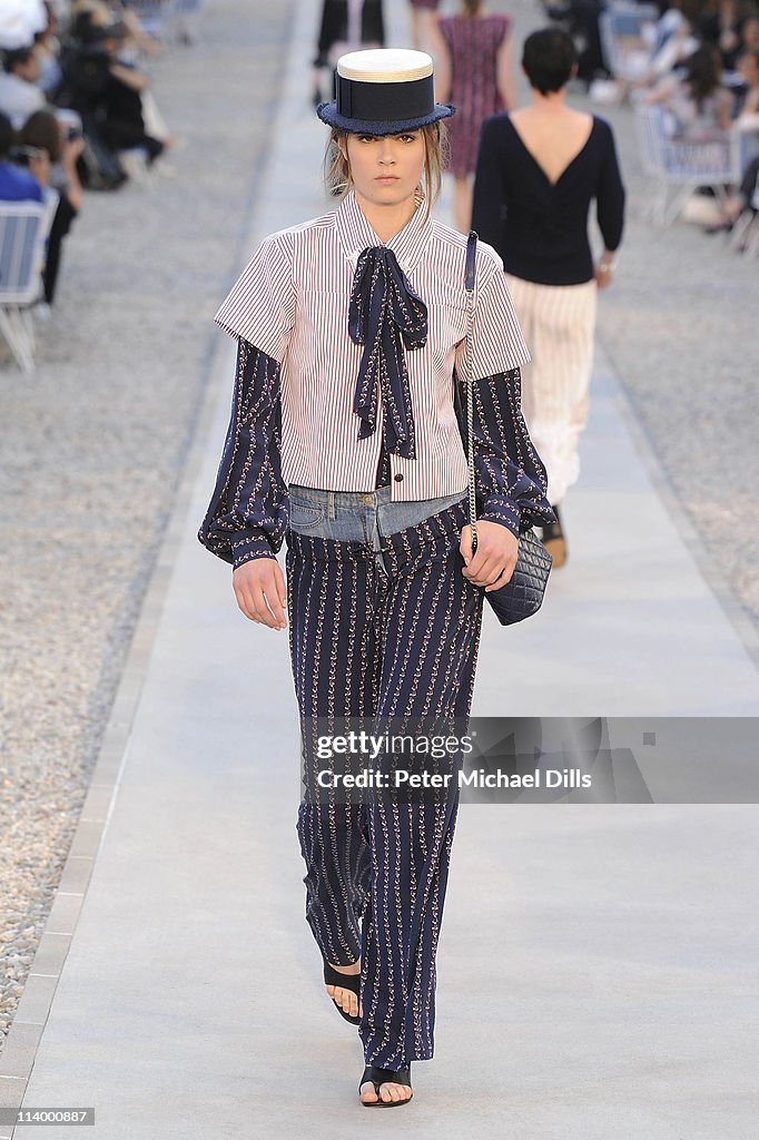 Chanel - 'Collection Croisiere Show 2011-12' Show