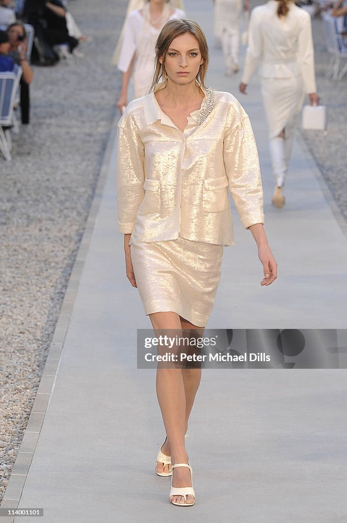 Chanel - 'Collection Croisiere Show 2011-12' Show