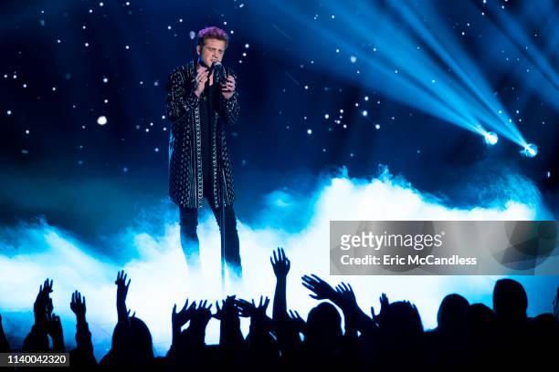 The "American Idol" finalists continue their journey in the competition, paying tribute to one of the world's most iconic bands, Queen. In this...