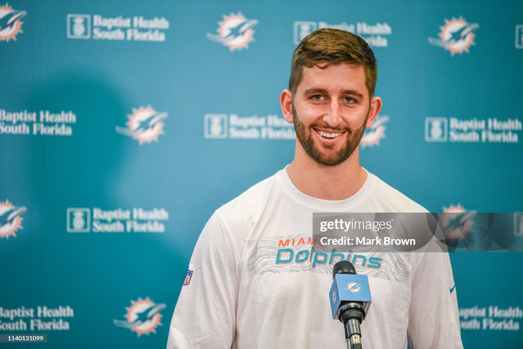 Miami Dolphins Introduce Josh Rosen