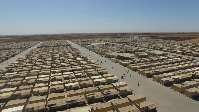 https://media.gettyimages.com/id/1140147471/video/syrian-refugees-camp-in-kilis-turkey.jpg?b=1&s=640x640&k=20&c=5q6O6m-V5uiGWl3AV6j3yHOXSrMtsRqcZAksVOpY_BM=