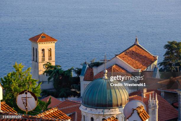 montenegro, bay of kotor, herceg novi, old town at adriatic coast - montenegro photos et images de collection