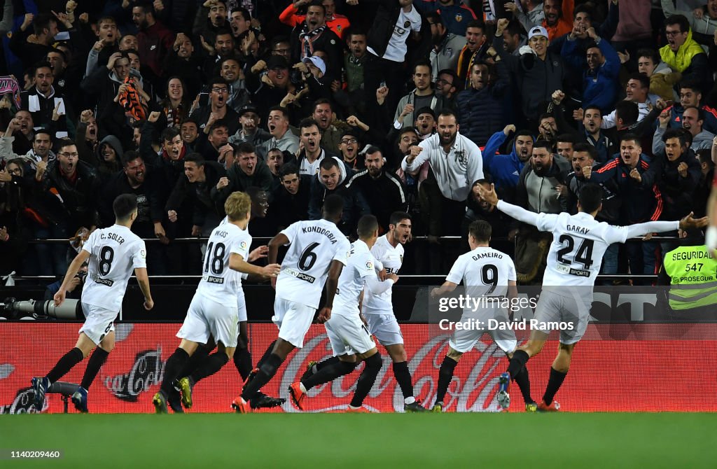 Valencia CF v Real Madrid CF - La Liga
