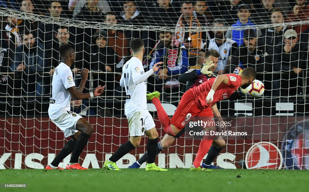 Valencia CF v Real Madrid CF - La Liga