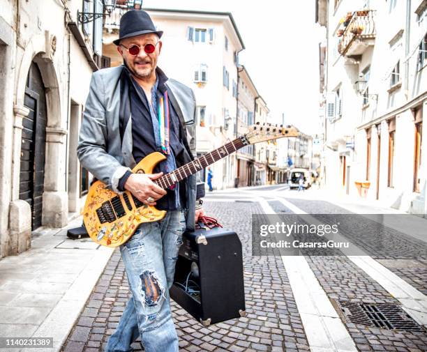 Street Rocker 435 Rocker Walking Stock Photos, High-Res Pictures, and Images - Getty ...