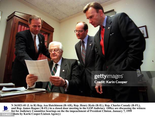 James Rogan Judge Charles Canady Photos et images de collection - Getty Images