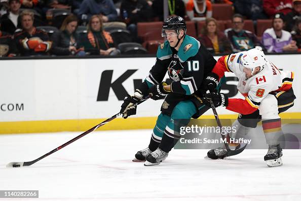 Calgary Flames v Anaheim Ducks Calgary Flames v Anaheim Ducks