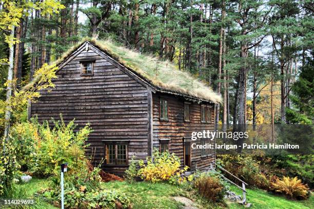 the old school house - more og romsdal bildbanksfoton och bilder