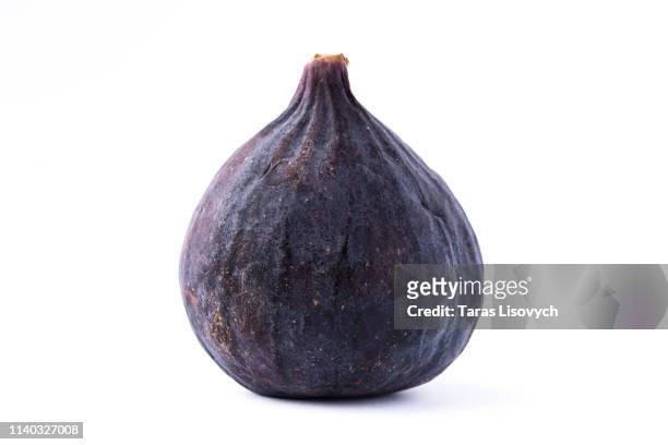 fresh fruit fig close up isolated on the white background - vijg stockfoto's en -beelden