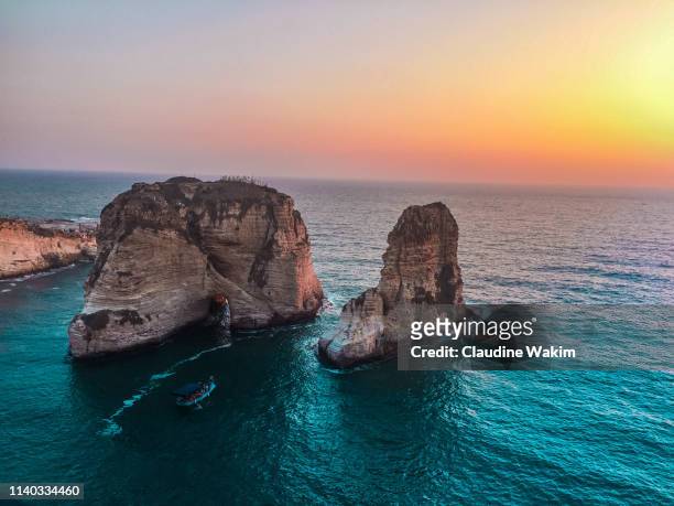 pigeon’s rock, rouchè, downtown beirut, lebanon - view of downtown beirut stock pictures, royalty-free photos & images