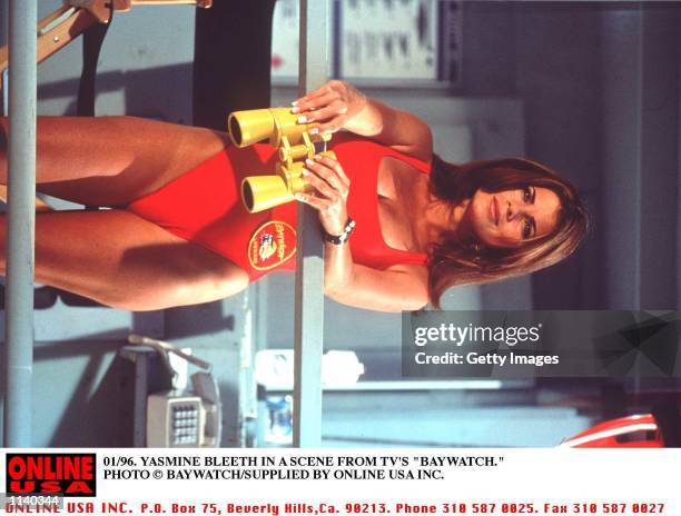 1996 YASMINE BLEETH STAR IN BAYWATCH