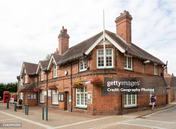 Red Buildings Library 303 Red Brick Library Stock Photos, High-Res Pictures, and Images ...