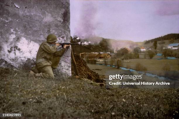 Ww2 Rifle Scene Ww2 Sniper Rifle Photos and Premium High Res Pictures - Getty Images