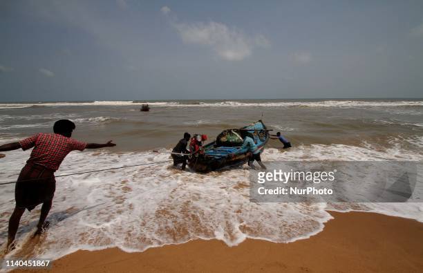 762 Puri Sea Beach Photos and Premium High Res Pictures - Getty Images