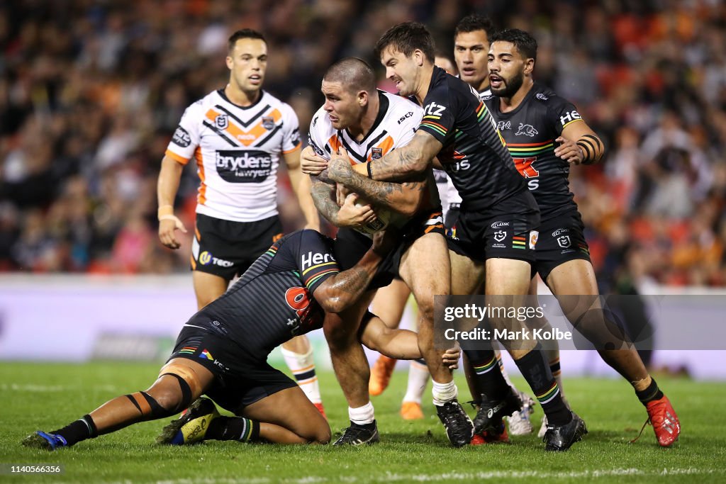 NRL Rd 4 - Panthers v Wests Tigers