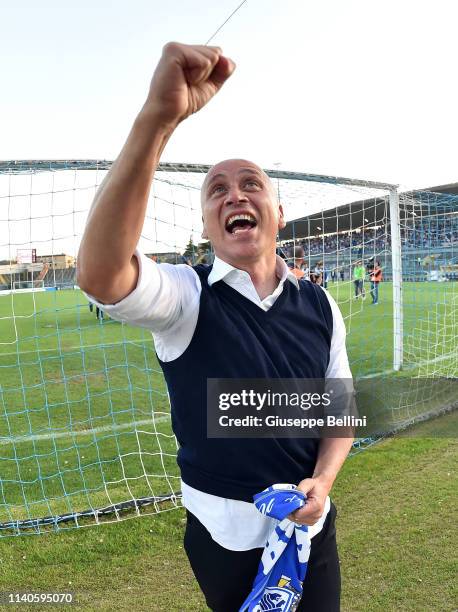 Eugenio Corini head coach of Brescia Calcio celebrates winning the Serie B championship after the Serie B match between Brescia Calcio and Ascoli...