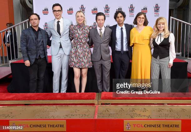Johnny Galecki, Jim Parsons, Kaley Cuoco, Simon Helberg, Kunal Nayyar, Mayim Bialik, and Melissa Rauch of The Cast Of "The Big Bang Theory", Place...