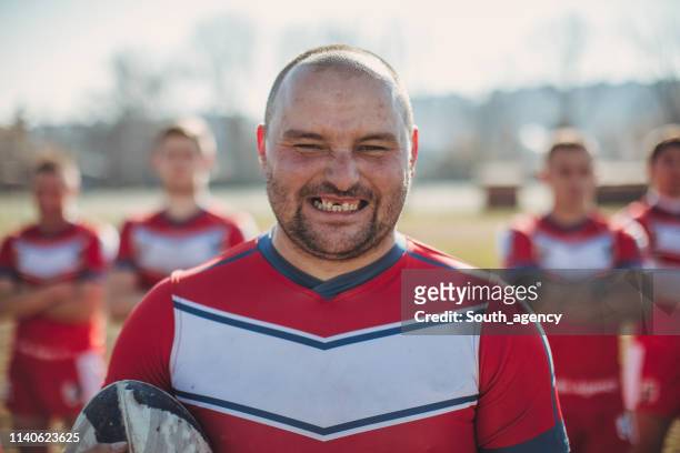 rugby-spieler - rugby portraits stock-fotos und bilder