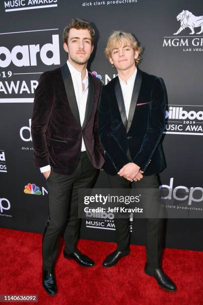 Rocky Lynch and Ross Lynch attend the 2019 Billboard Music Awards at MGM Grand Garden Arena on May 1, 2019 in Las Vegas, Nevada.