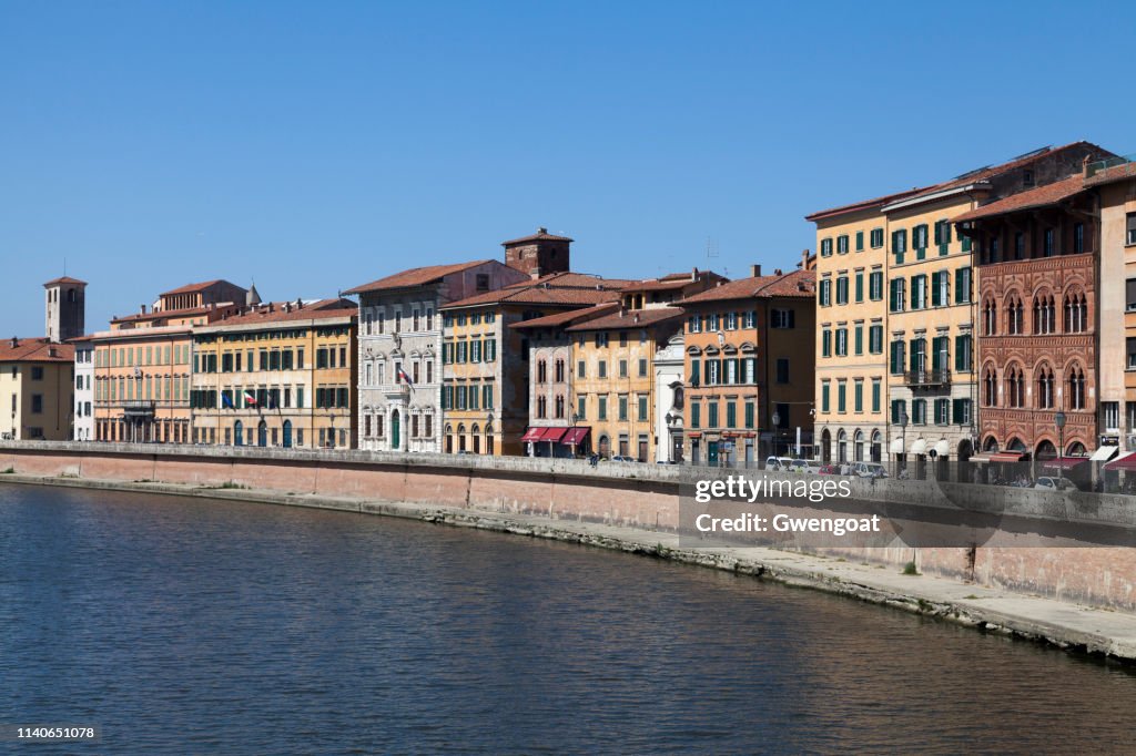 Arno Fluss in Pisa