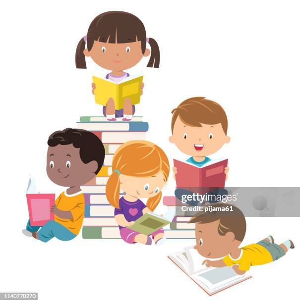 ilustraciones, imágenes clip art, dibujos animados e iconos de stock de niños leyendo, grupo de amigos - classroom background