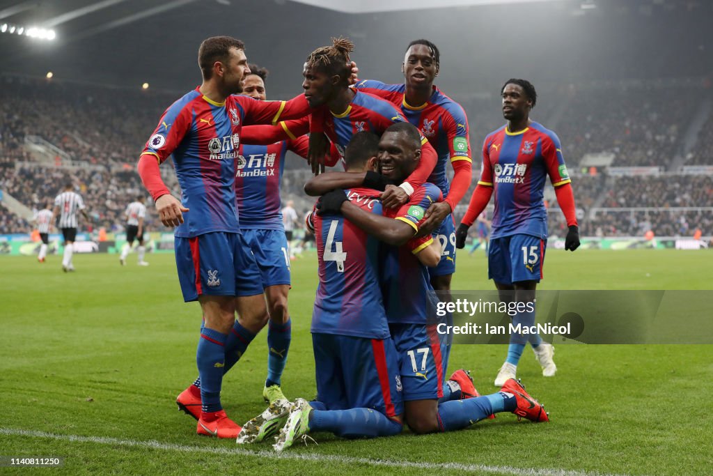 Newcastle United v Crystal Palace - Premier League