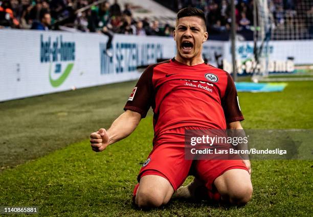 Luka Jovic of Frankfurt celebrates after scoring his teams winning goal during the Bundesliga match between FC Schalke 04 and Eintracht Frankfurt at...