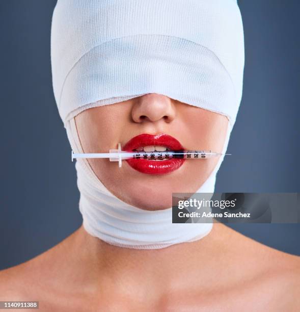 how i get my plump lips - face lift stock pictures, royalty-free photos & images
